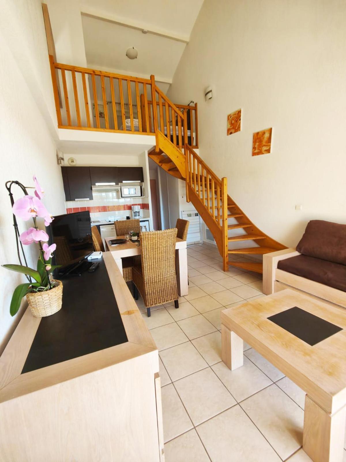 Le Manon Residence Hotel Signes Exterior photo