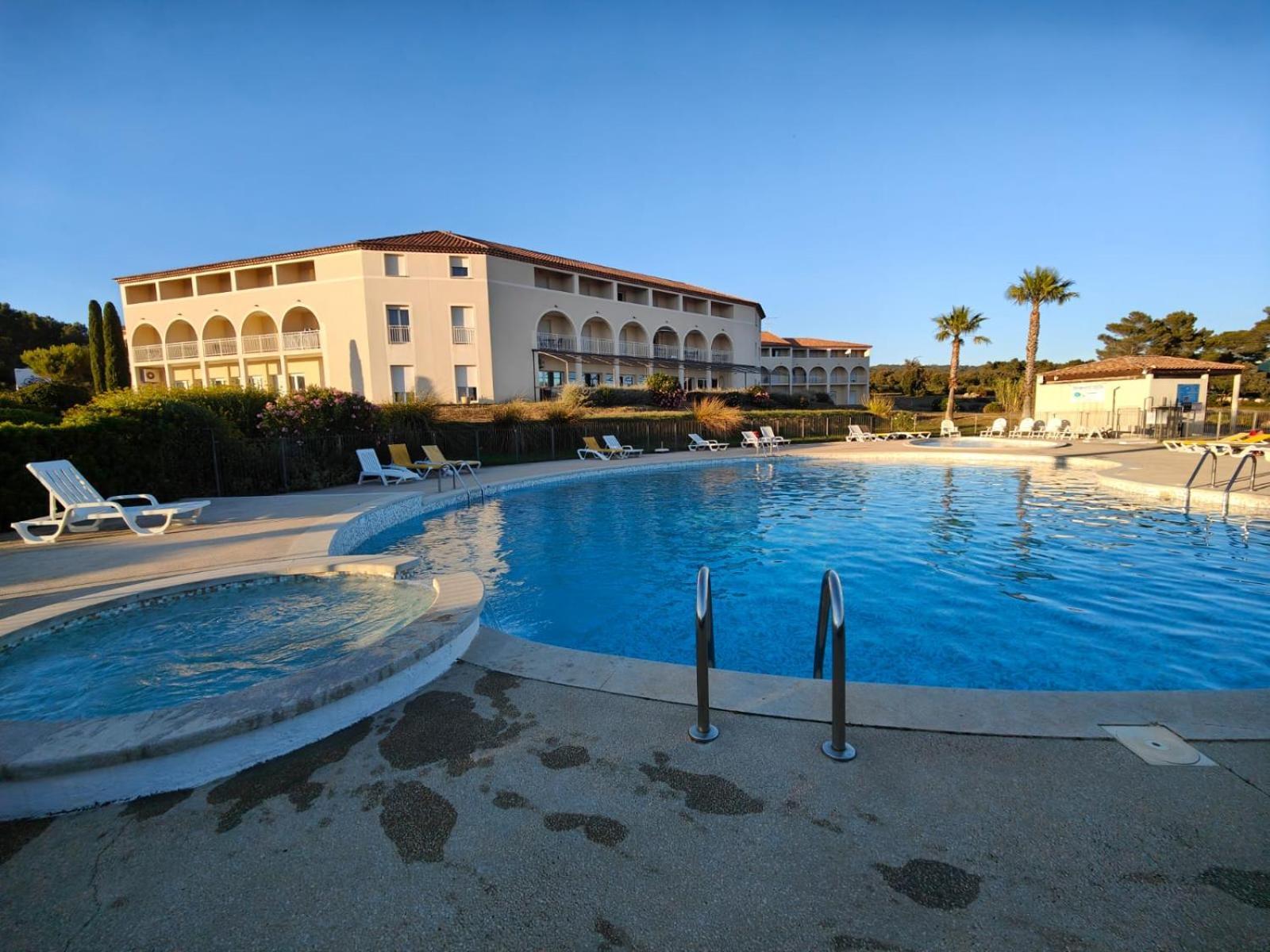 Le Manon Residence Hotel Signes Exterior photo